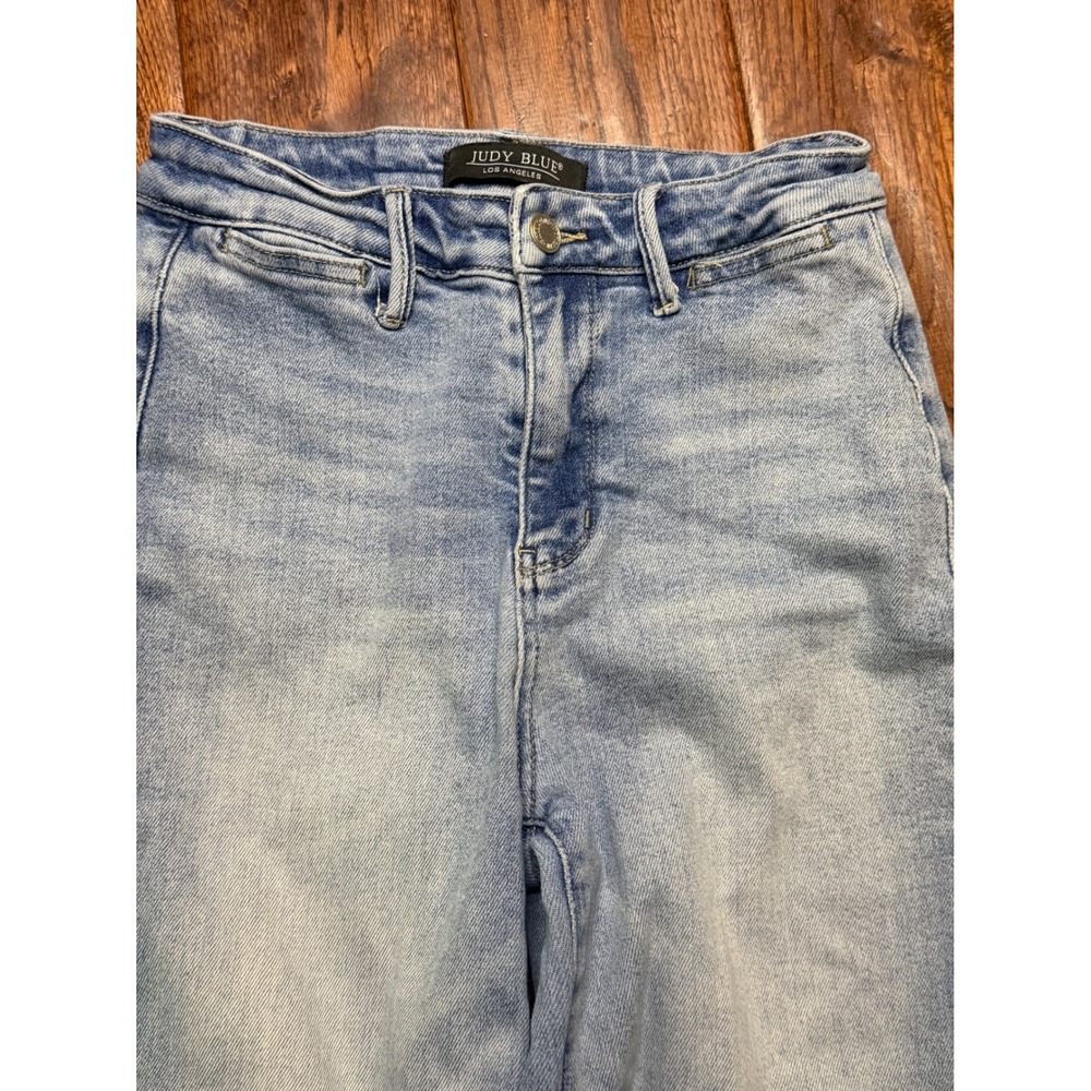 Judy‎ Blue High Waisted Wide Leg Raw Hem Light Wash Denim Jeans Womens 3/26